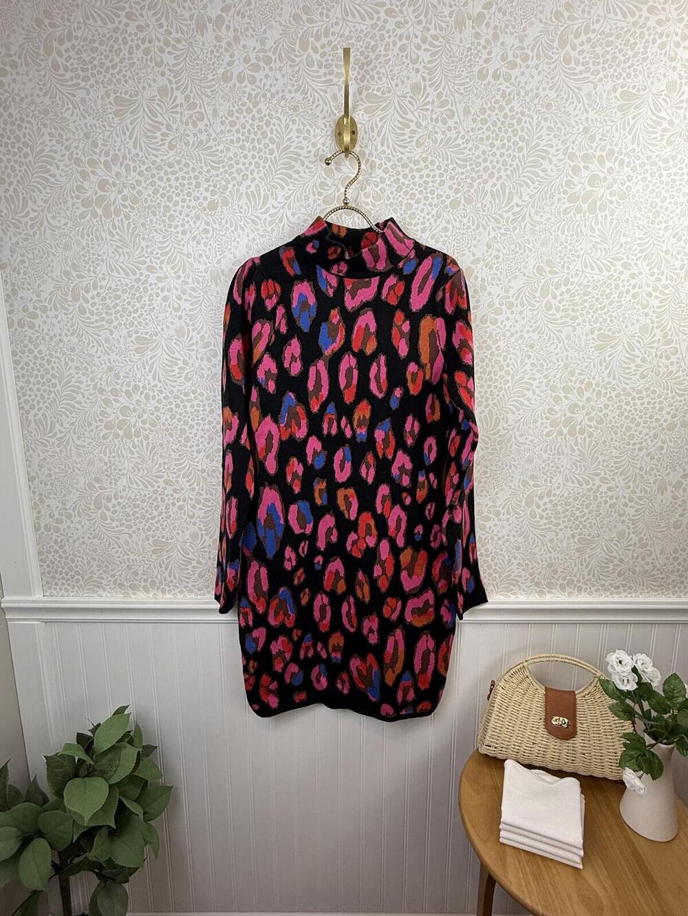 FARM Rio Pink Iridescent Leopards Sweater Mini Dress - Size - Medium - Picture 3 of 9